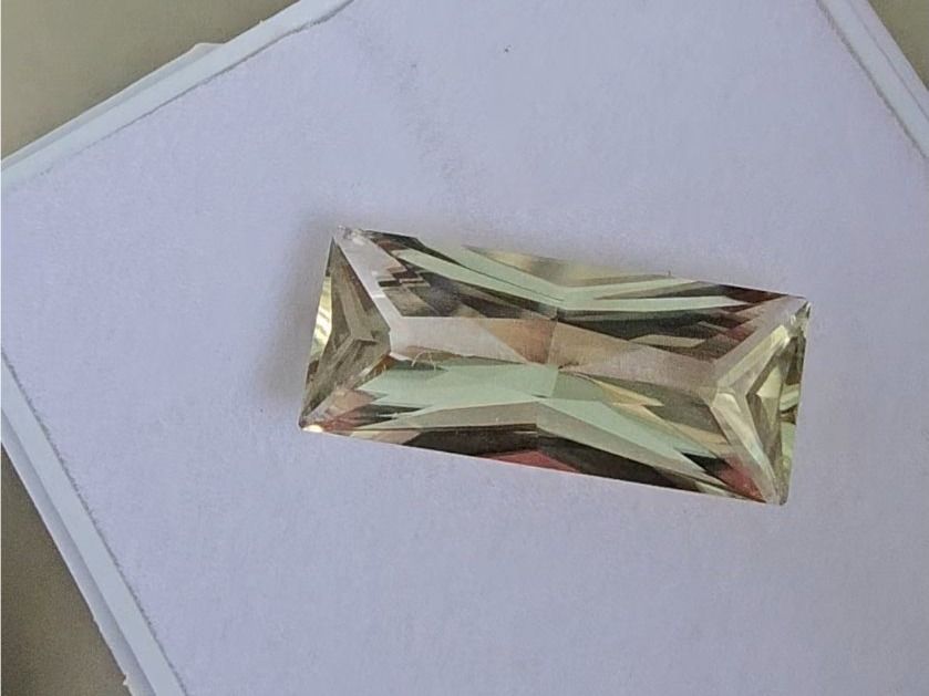 Pietre preziose: Csarite,Diaspore Mit Certifikat – Nuovo e nell'imballaggio originale da Wolhusen venduto da toni079 4