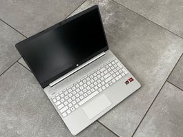 HP Notebook 15.6“ AMD Ryzen 7 16 + 512 GB