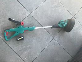 Rasentrimmer Bosch Art 30 guter Zustand mit Akku