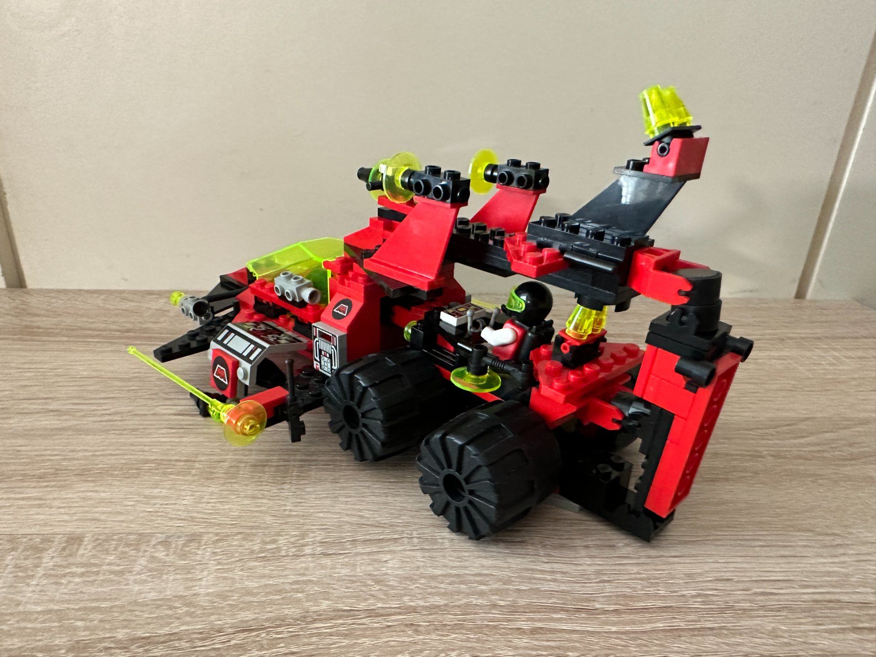 Legoland Kit di costruzioni: LEGO Space 6862 Secret Space Voyager – Usato da Basel venduto da Don-Angel 1