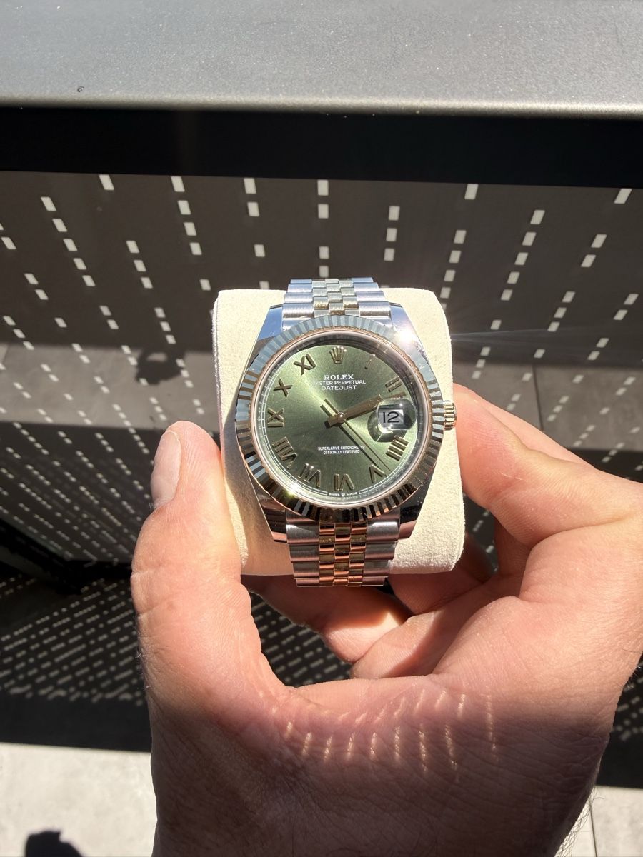 Rolex Montres: Rolex datejust 41mm or jaune cadran vert – Neuf (Voir description) à Prilly par bcm15 2
