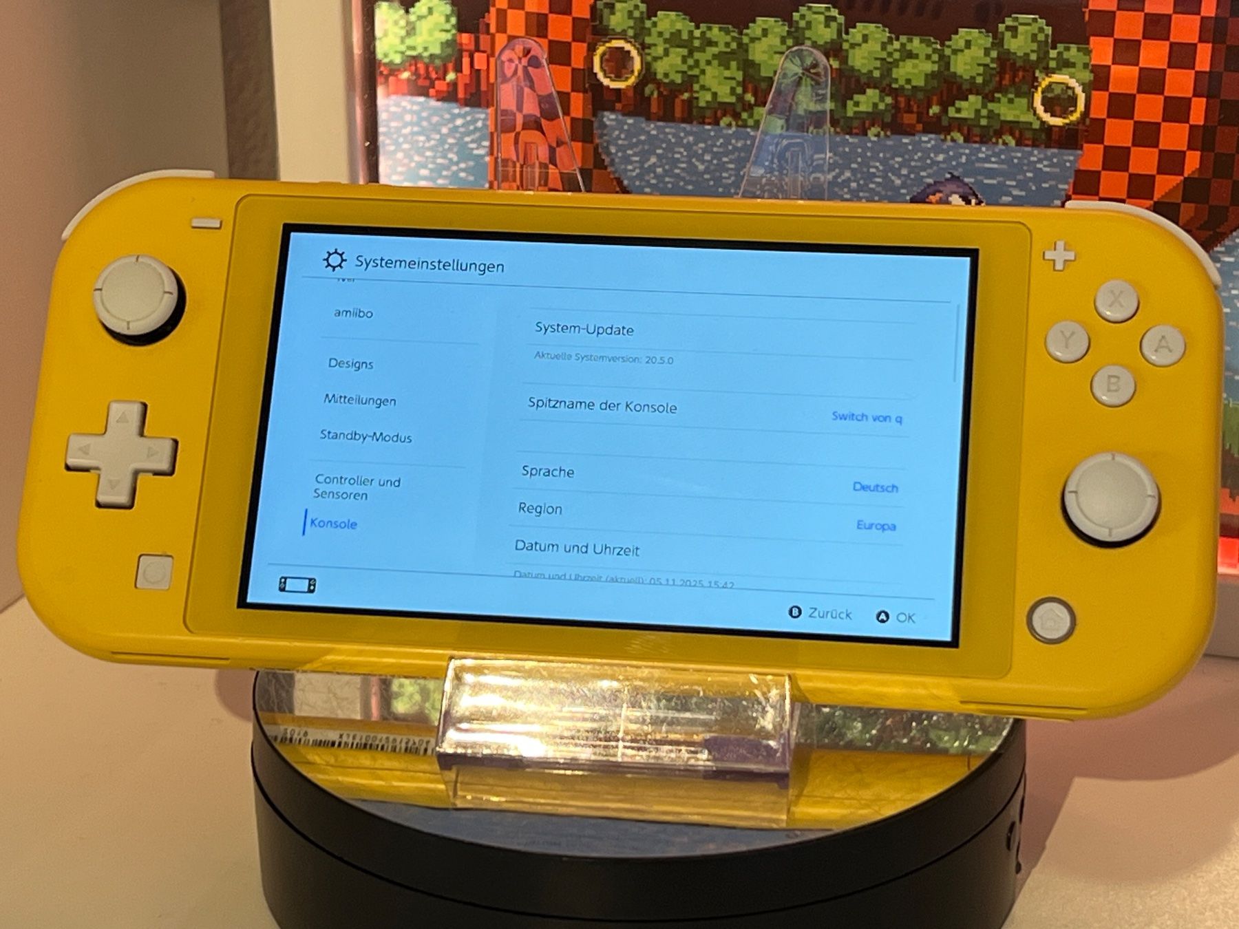 Nintendo Console: Switch Lite Gelb – Nuovo (secondo la descrizione) da Zürich venduto da rg_swiss