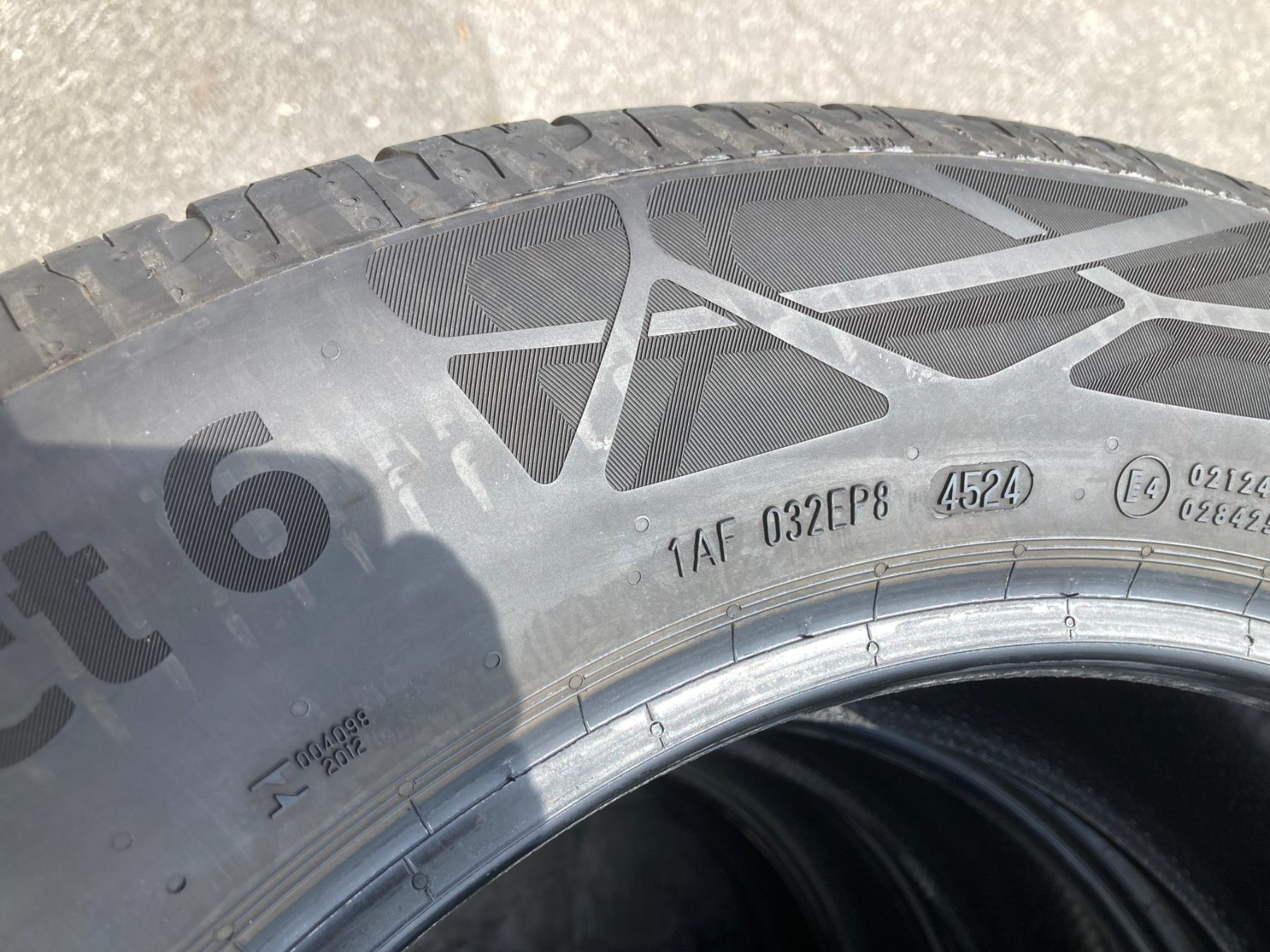Continental Pneus & Kompletträder: 225/60R18 Sommerpneu Continental – Gebraucht aus Cham von Cham6332 3