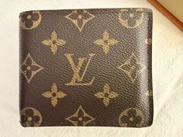 Portefeuilles Louis Vuitton, modèle Marco M62288
