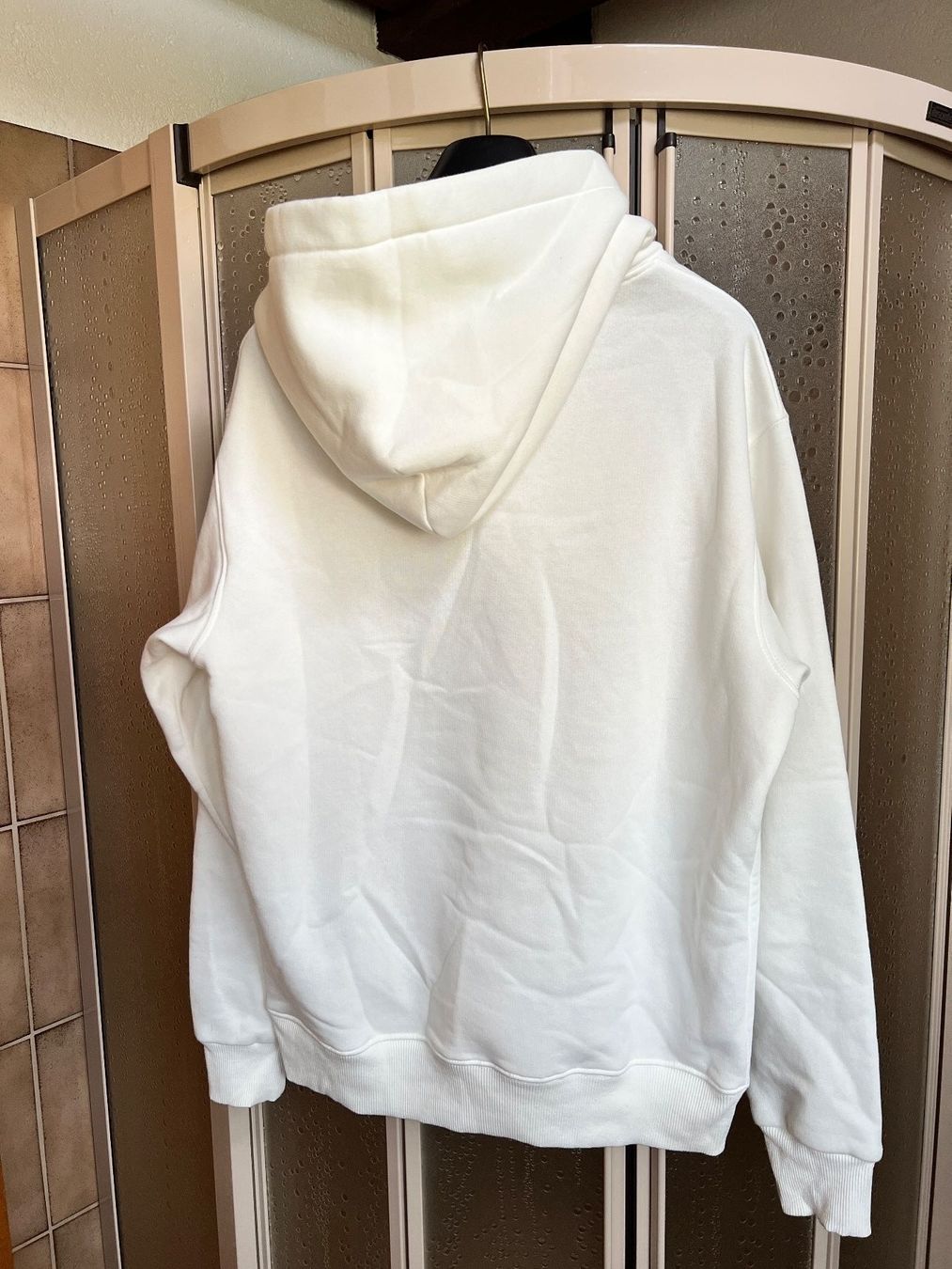 Pullover & Sweatshirts: FCZ Hoodie offwhite Logo Grösse M – Gebraucht aus Bülach von eric600 1