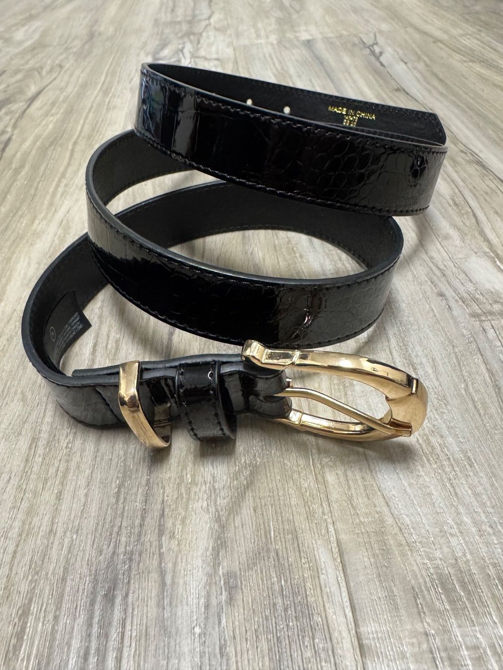 Ceintures: Cintura nera oro lucida – D'occasion à Caslano par Dr.Bread 1
