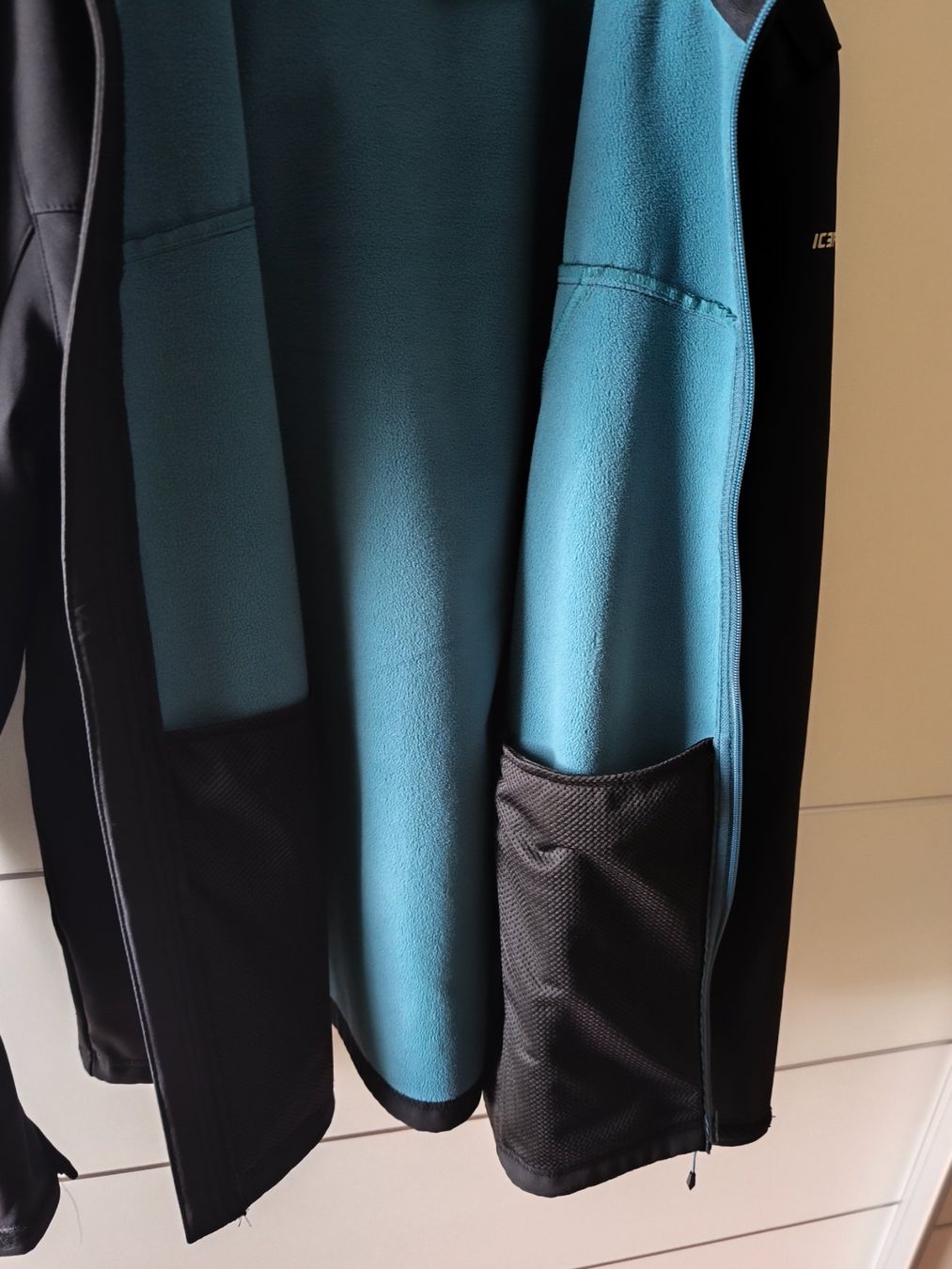 Icepeak Giacche: ICEPEAK Herren Softshell- Jacke Gr.54/L schwarz/blau – Nuovo (secondo la descrizione) da Uster venduto da zebralino 4