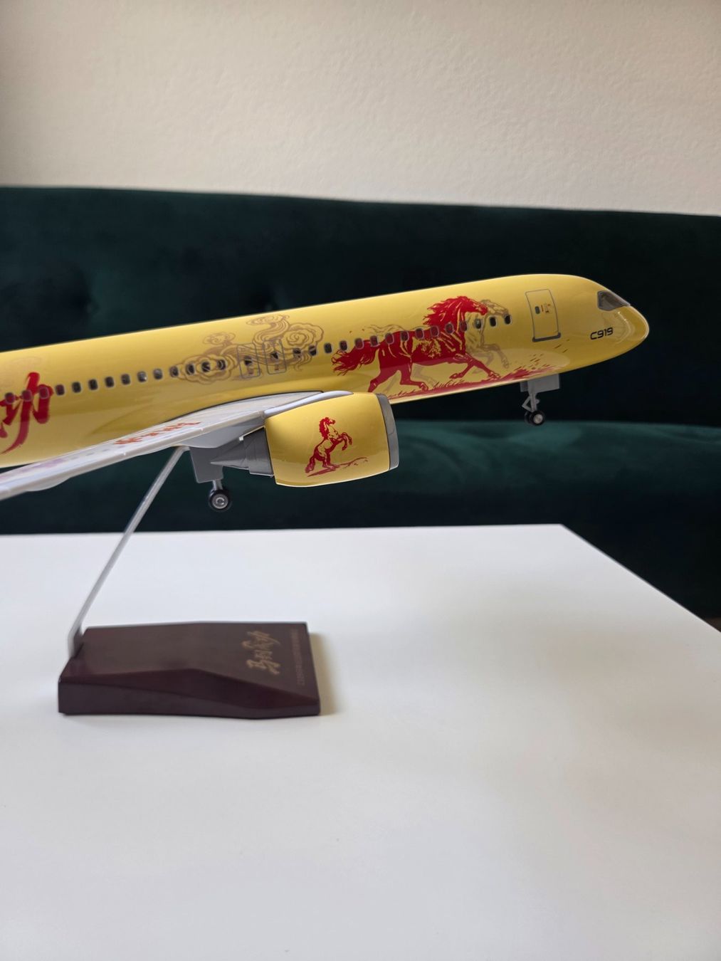 Kit di modellismo & Modellini statici: Plane replica COMAC C919 - Big size 47 cm – Nuovo e nell'imballaggio originale da Neuchâtel venduto da Valntrade 5