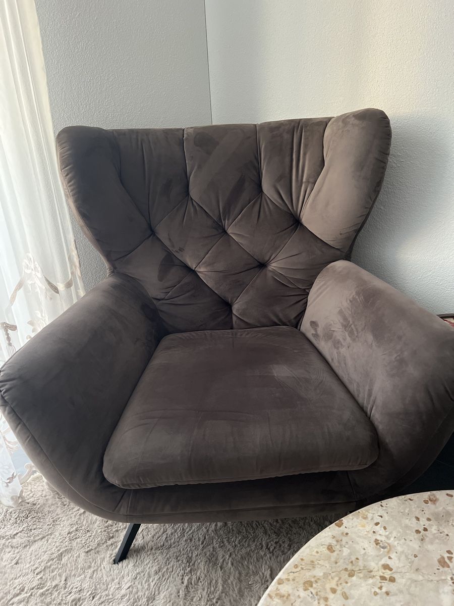 Divani: Stylisches Chesterfield Sofa 2er mit Sessel – Nuovo (secondo la descrizione) da Unterkulm venduto da gue_hn6p