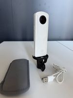 Ricoh Theta SC2 360 Grad Kamera mit Smallrig+Level