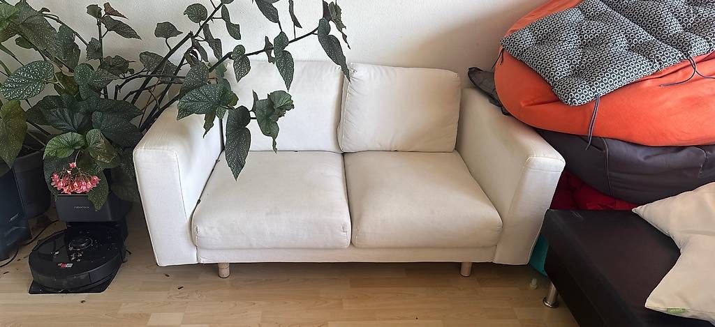 Sofas: Schönes bequemes Sofa, weiss – Gebraucht aus Zürich von shea17