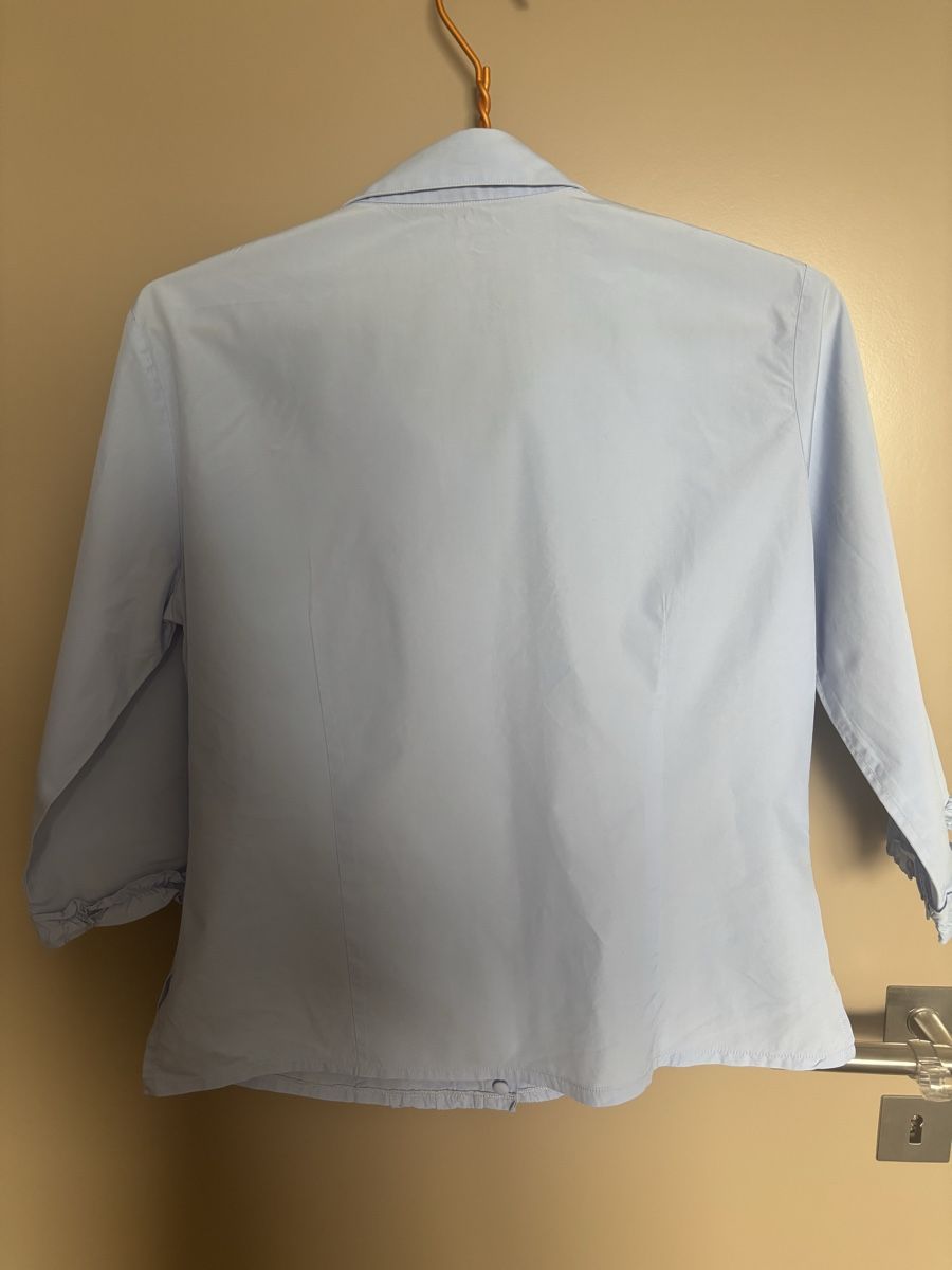 Chemisiers: Figaret- Blouse with ruffles light blue size 38 – D'occasion à Wollerau par Dolder23 1