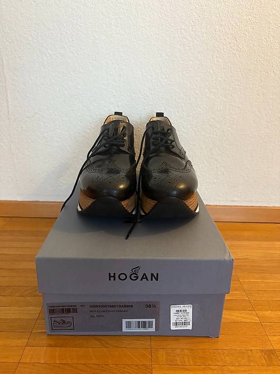 Scarpe da donna: HOGAN Platform Schuhe Gr. 38.5 – Usato da Zürich venduto da Nmau