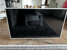 Fernseher Samsung UE49M5580 49 Zoll weiss guter Zustand