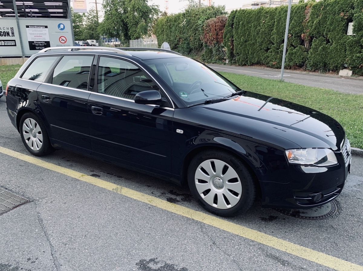 Audi Automobili: Audi A4 2.0 TDI – Difettoso da Winterthur venduto da Tela1 1