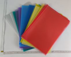 30 farbige Sichthüllen A4, je 5 pro Farbe (Rot, Gelb, Blau..