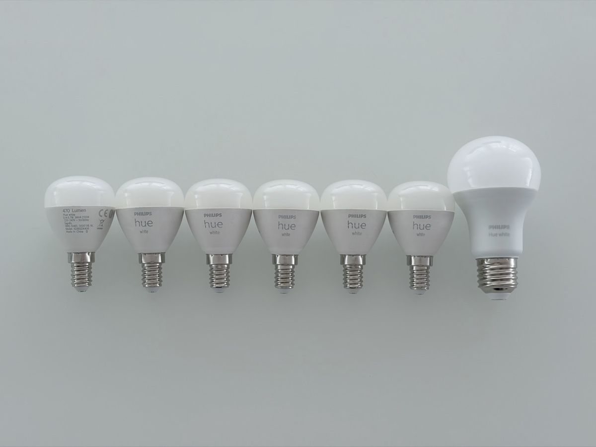 Philips Lampade: Philips Hue Leuchtmittel Set - 6x E14 und 1x E27 – Usato da Rain venduto da PANSARTAX
