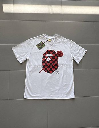 Bape tshirt Rose M