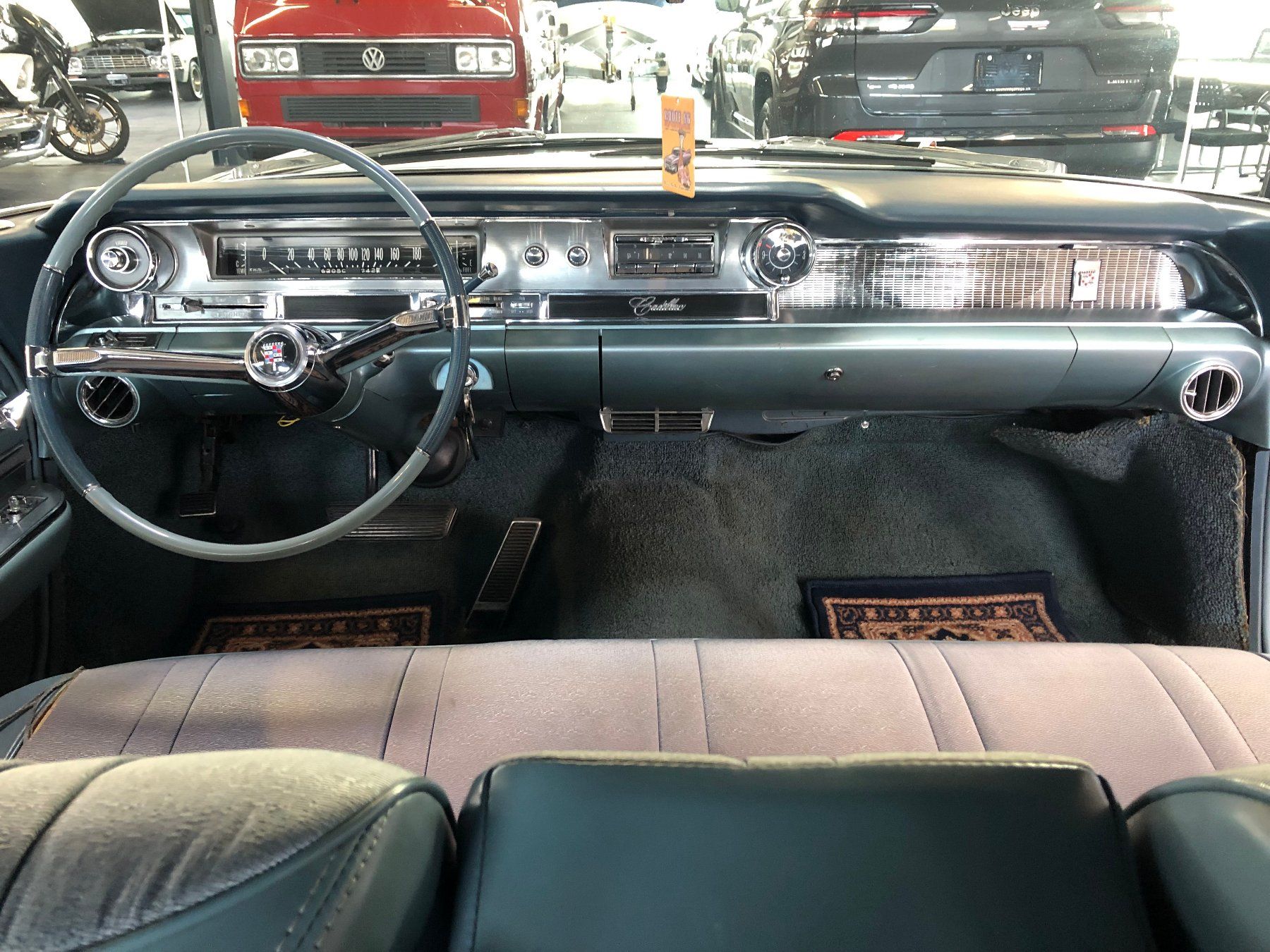 Cadillac Automobili: CADILLAC DEVILLE COUPE 6.4-V8 – Usato da Gampelen venduto da Steuer0 9