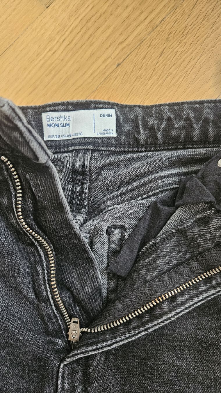 Bershka Jeans: Bershka Jeans Slim Mom Gr. 36 – Usato da Wetzikon ZH venduto da ELIVNE 2