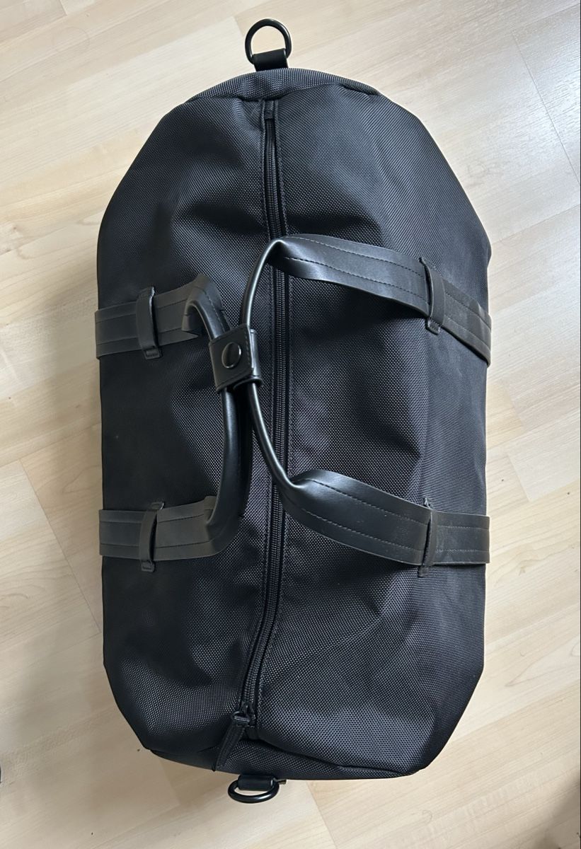 Taschen: Zign Sporttasche - schwarz – Neu (gemäss Beschreibung) aus Egg b. Zürich von Elee_12 2