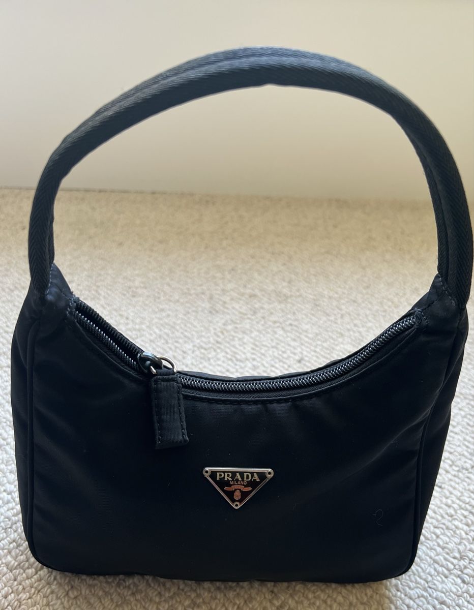 Prada Borse da donna: Prada mini Handtasche aus Nylon – Schwarz – Usato da Zürich venduto da ClosetKTT 5