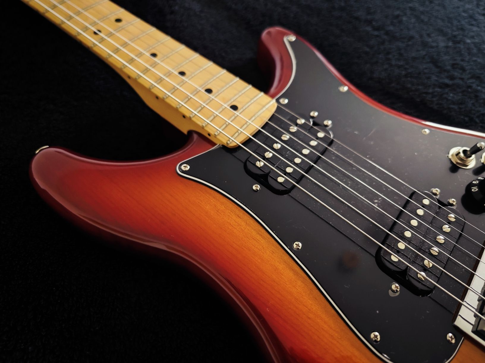 Fender Strumenti musicali: Fender Player Lead III – Usato da Obfelden venduto da tan_9h7p 9