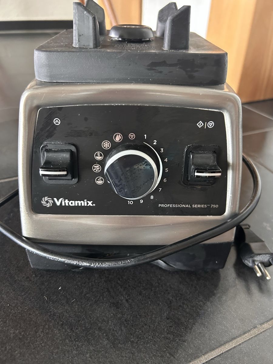 Vitamix Küchengeräte: Vitamix Professional Series 750 – Gebraucht aus Amden von roatan01
