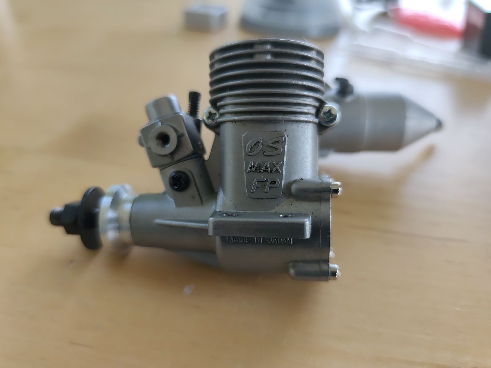 Moteurs: OS MAX FP 25 RC Modellmotor Nitro Glühzünder Modellmotor – Défectueux à Elfingen par Cat33
