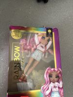 Rainbow High Puppe Kia Hart Special Edition neu in OVP