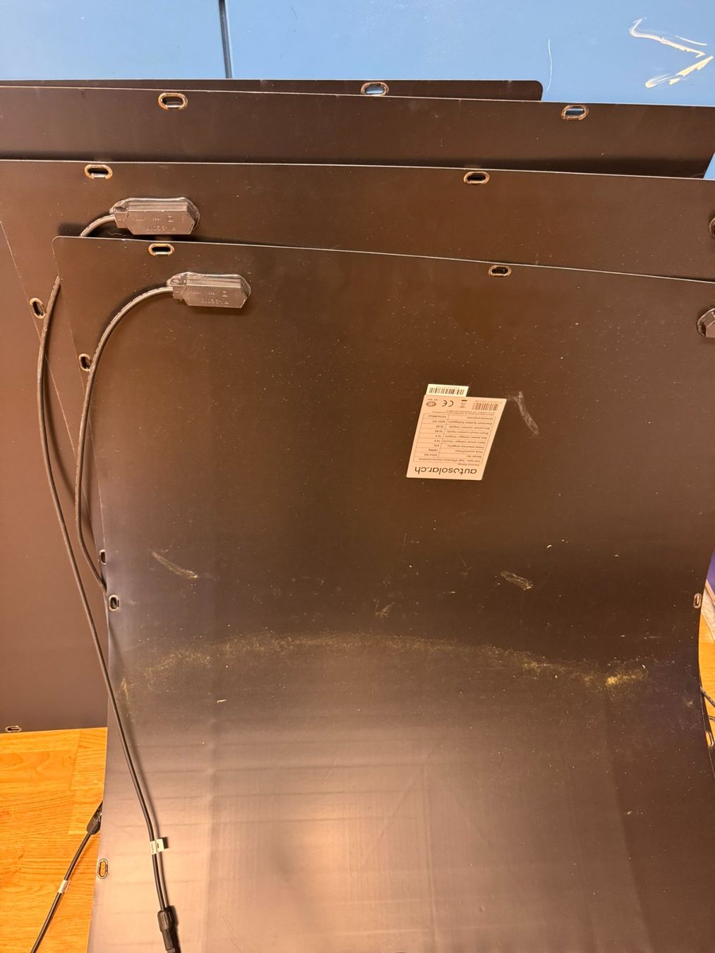 Panneaux solaires: Solarpanel Flexibel 4 x 160W – D'occasion à Wallenwil par Ramos3 7