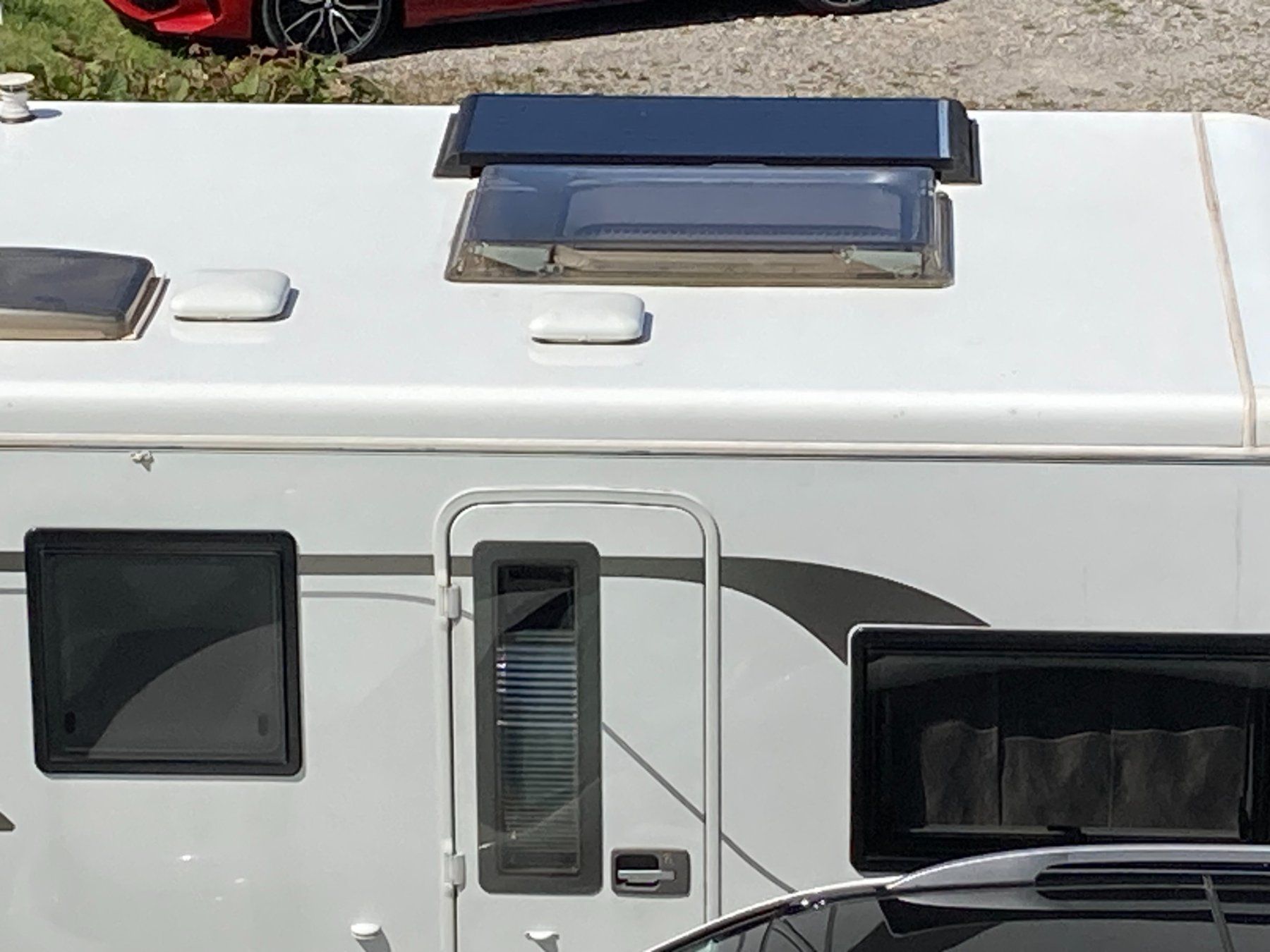 Veicoli da campeggio: Eriba Nova 541 SL, Mover XT, Thule Sackmarkise – Usato da Zwillikon venduto da eyhof 2