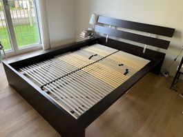 Bett 140x200 mit Lattenrost (Ikea)