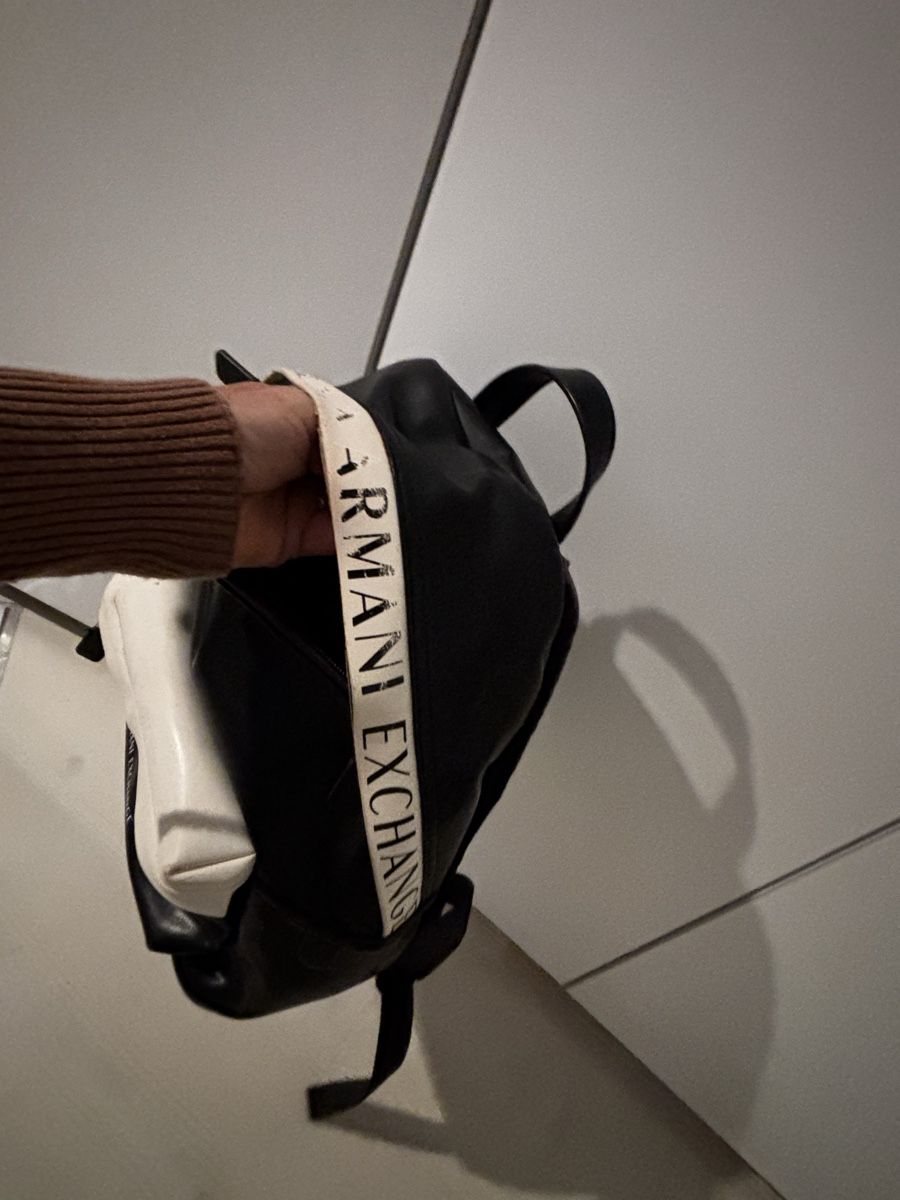 Armani Zaini: Armani Exchange Rucksack – Usato da Ipsach venduto da Wn20133 4