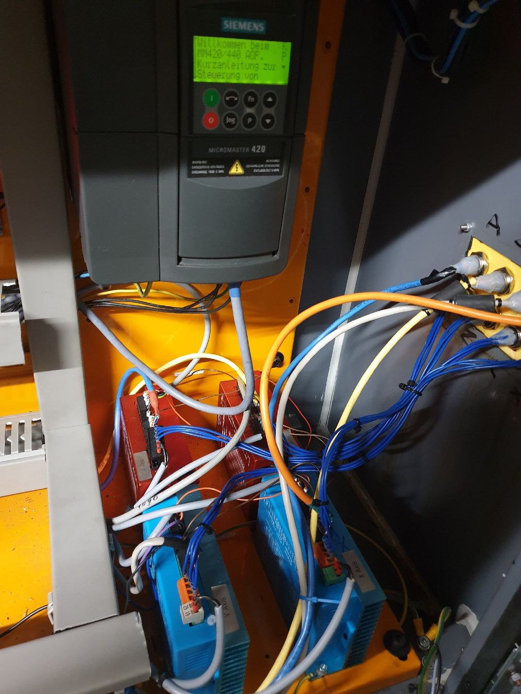 Emco Toutes les machines: Cnc Fräsmaschine – D'occasion à Döttingen par Pedro1291 2