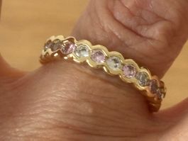 Luxus Elegante gr.18/8 Ring Zirkonia Memoire Goldfarben