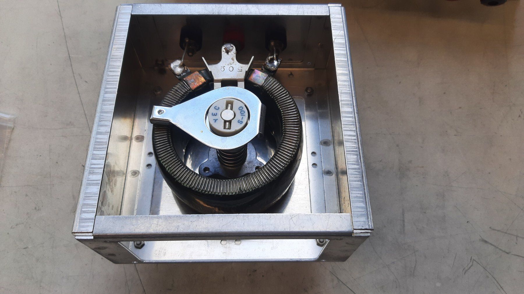 Misurare: potentiomètre de laboratoire 50ohm 1,4A – Usato da Attalens venduto da Gmsa68 1