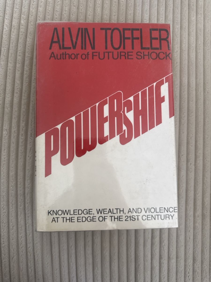 Libri: Libro Poweshift di Alvin Toffler - Da non perdere! – Usato da Oberwil BL venduto da and_ktj9