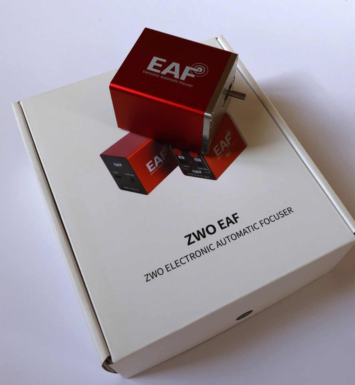 Zwo Telescopi: ZWO EAFN Focuser neu mit OVP – Usato da Bolligen venduto da user100