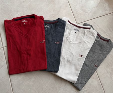 Hollister TShirt
