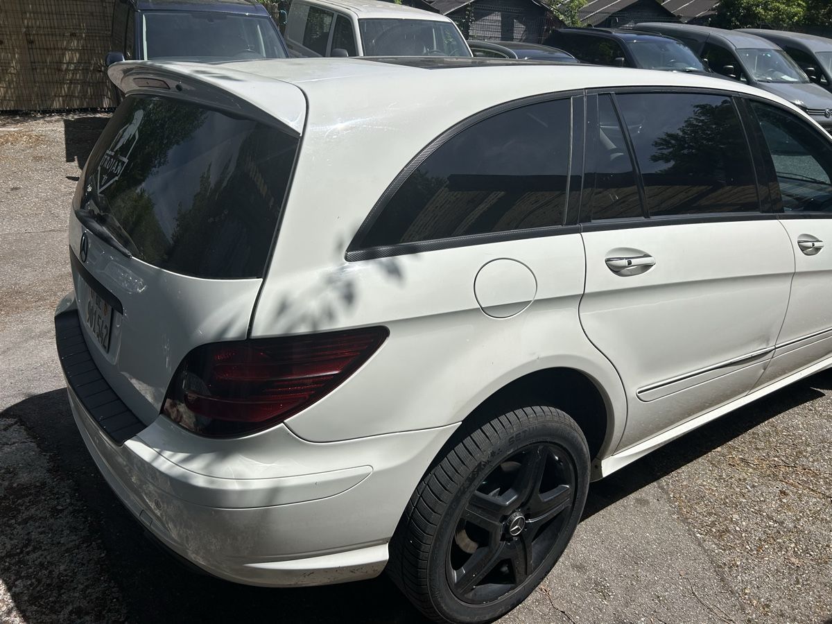 Mercedes-Benz Automobili: Mercedes R320 CDI mit Schiebedach  – Difettoso da Gümligen venduto da mdem4 1