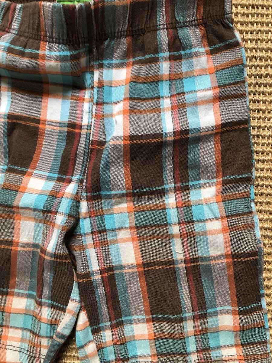 Pantaloni: Kurze karierte Hose ca. Grösse 80 – Usato da Zürich venduto da EliseSchmitz 3