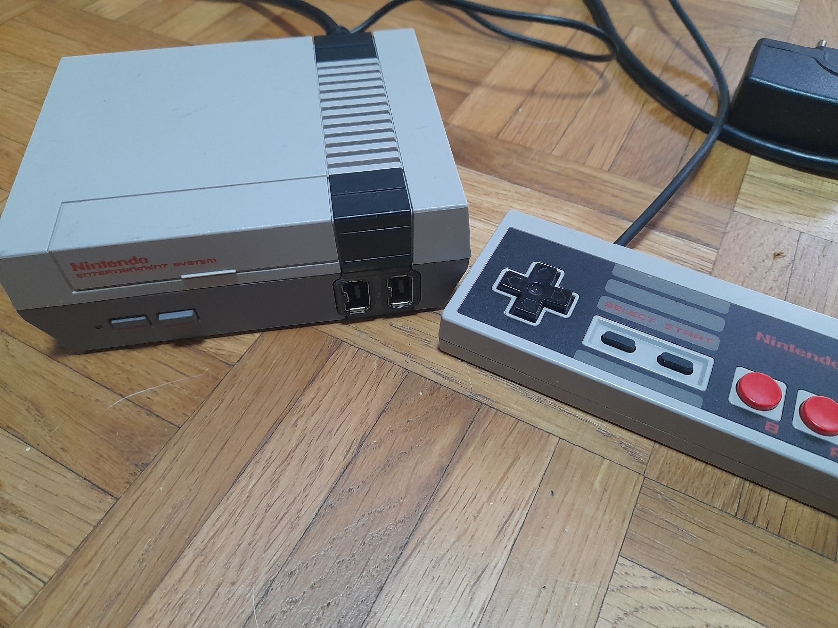 Nintendo Classic Mini Entertainment System mit 30 Spiele (Neu (gemäss ...