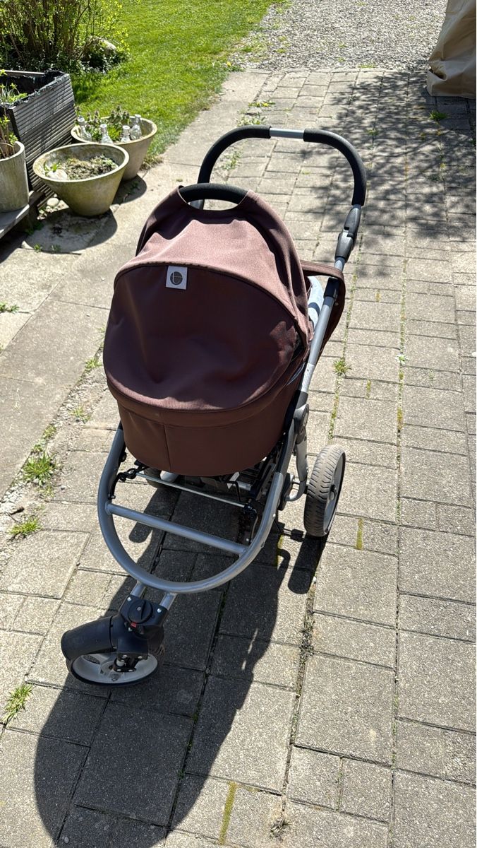 Teutonia Carrozzine: Wendiger Kinderwagen top Zustand! – Usato da Arnegg venduto da Ricculus91