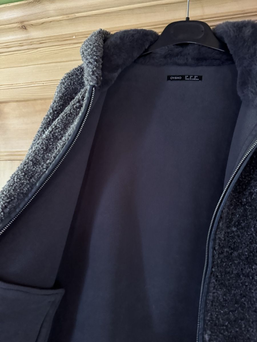 Oysho Jacken: Oysho Jacke mit Kapuze, Grau, neu – Neu (gemäss Beschreibung) aus Au ZH von Pulaila2020 3
