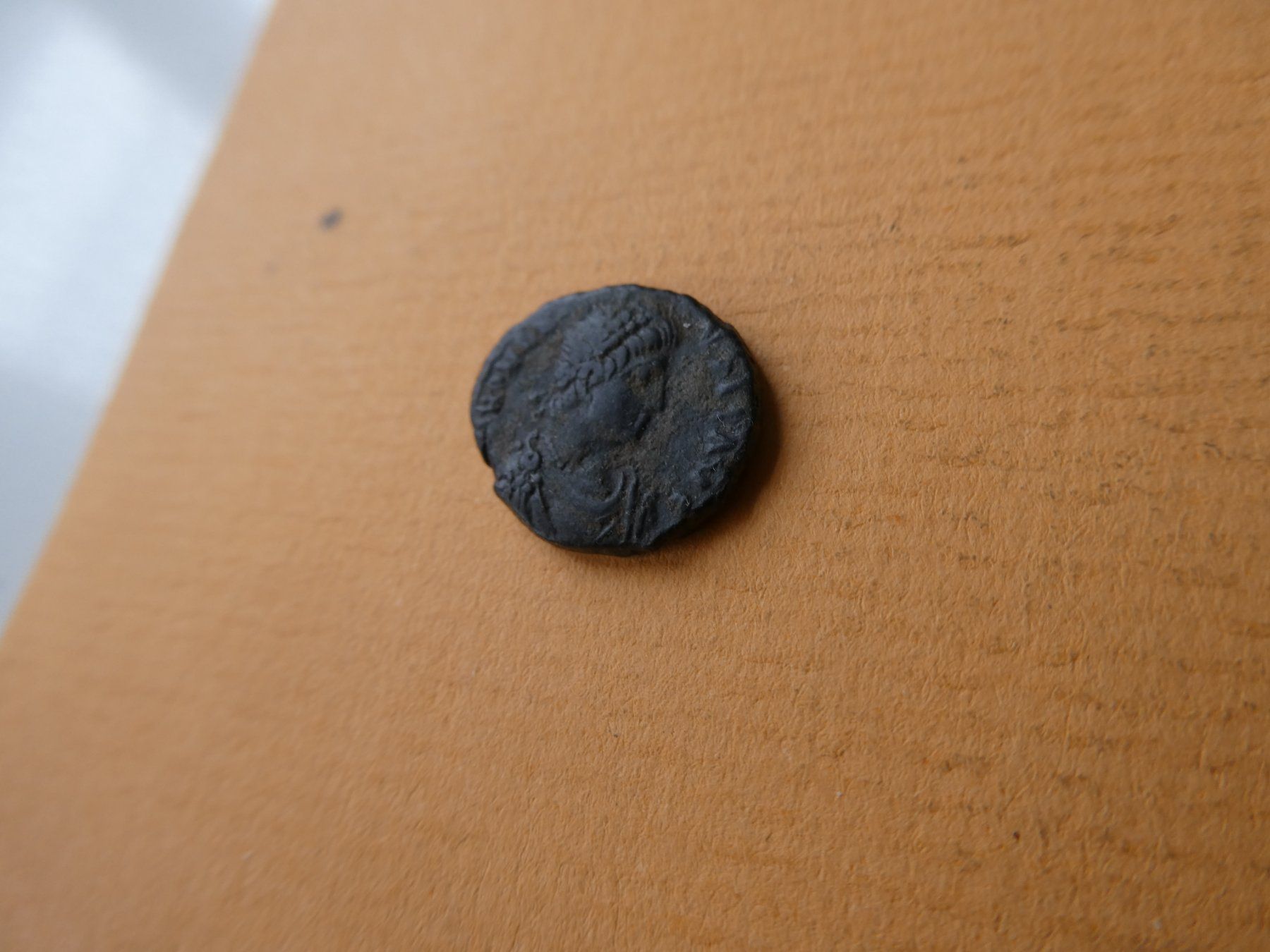 Alle Münzen: uralte Bronzemünze 16 mm     2.29 g – Gebraucht aus Hinterforst von Rohusri 1