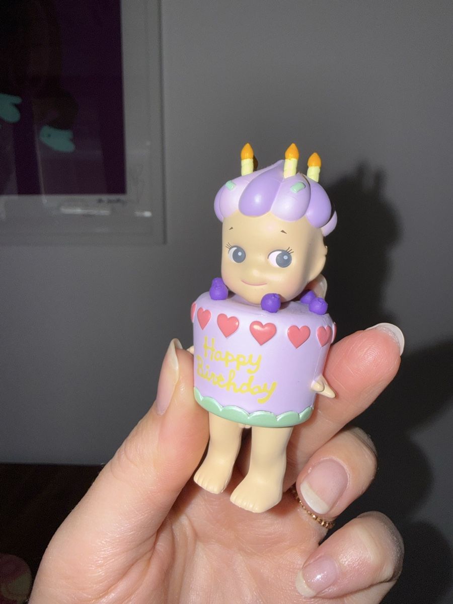 Sonny Angel Statuette: Sonny Angel Birthday  – Usato da Bottmingen venduto da Itsclaire 3