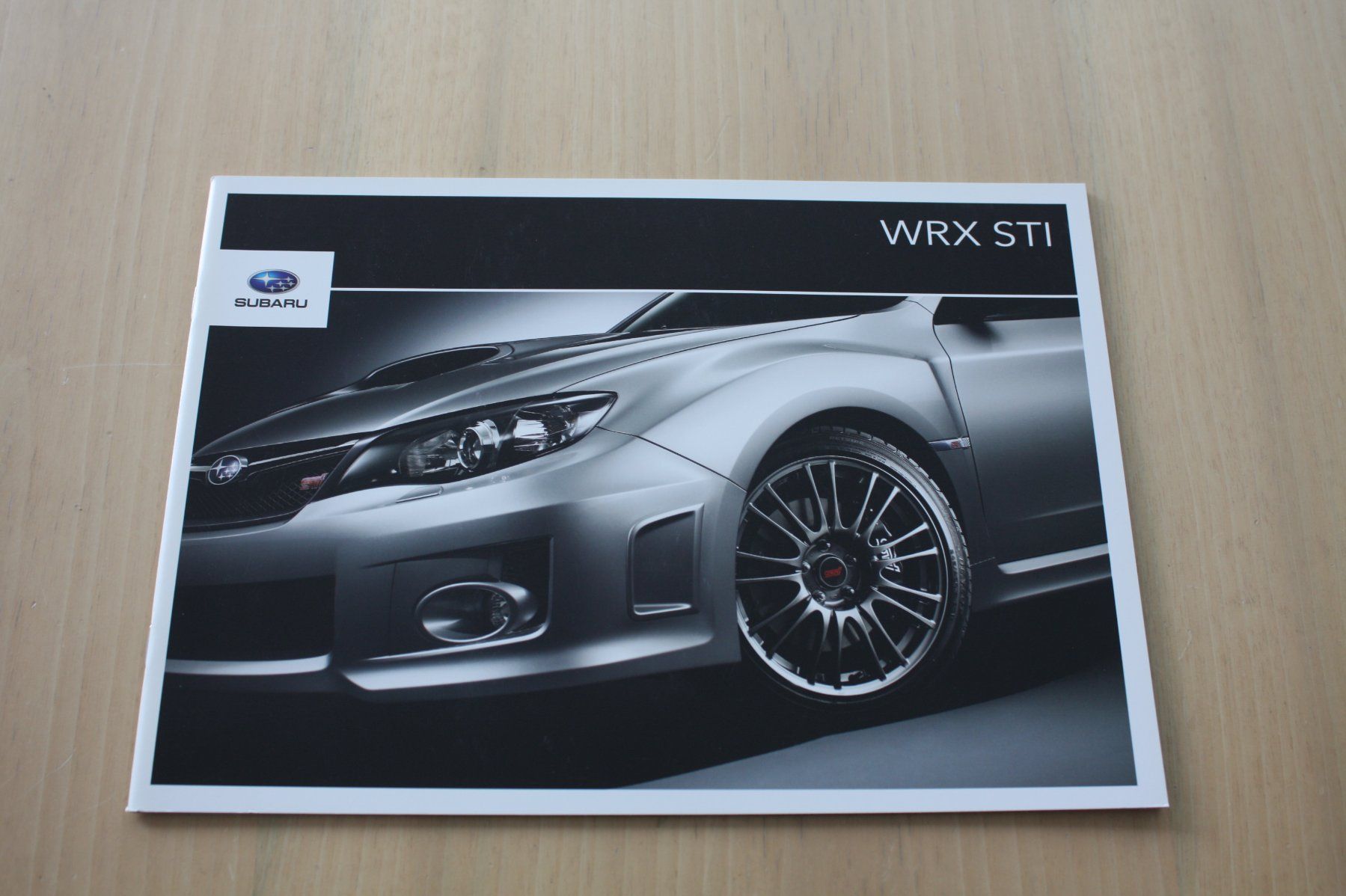 Subaru Documenti: Subaru WRX STI CH-Broschüre 2011 – Usato da Wikon venduto da erwin400