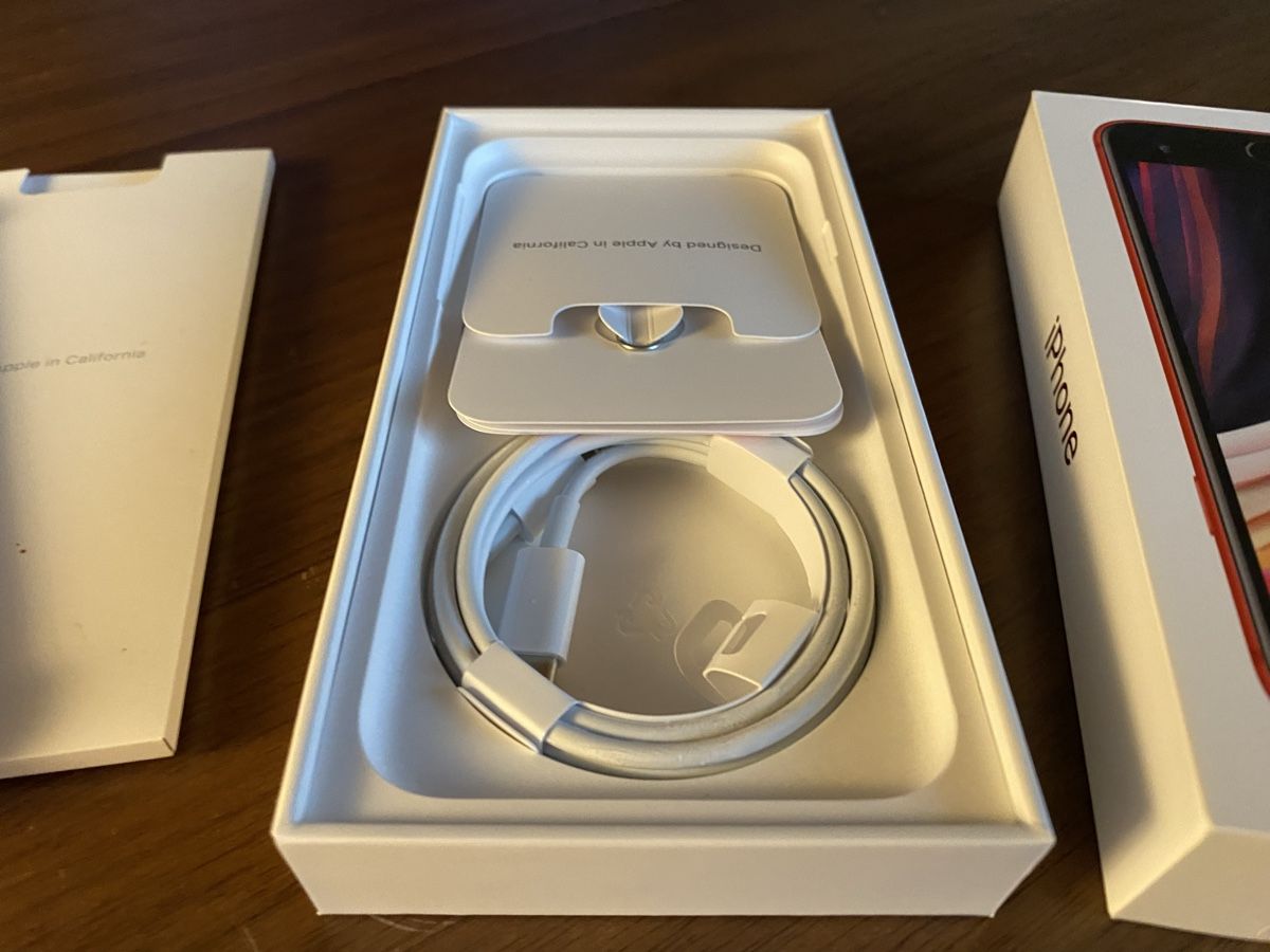 Apple Telefoni cellulari / Smartphones: iPhone SE, Red 128GB – Usato da Oberbipp venduto da S-Works 1