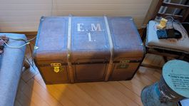 Alte Truhe, Vintage Koffer, Reisekoffer - E.M. 1., Top!